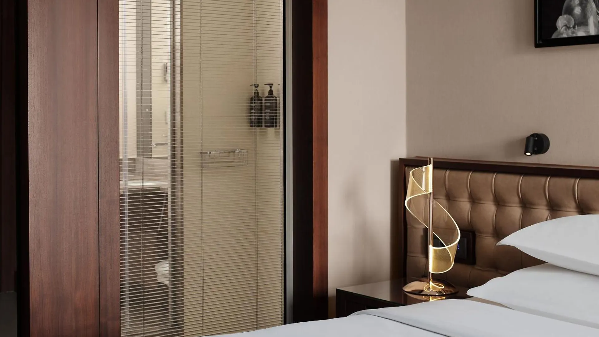Sheraton Istanbul City Center 5*,