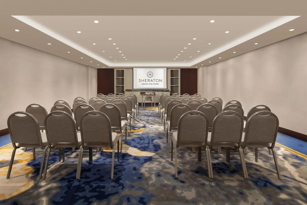 מלון Sheraton Istanbul City Center
